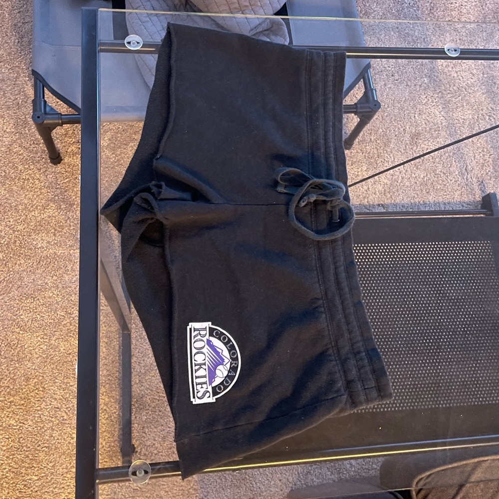 PINK Rockies shorts, Black, L